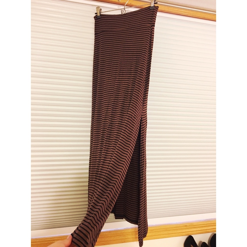 Women’s maxi skirt